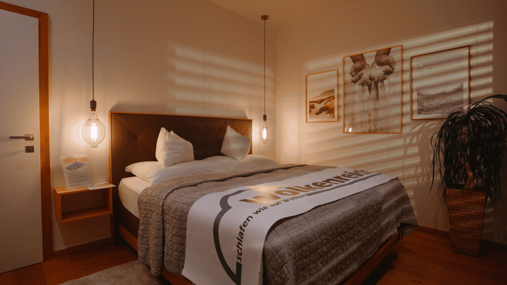 Wolkenreich GmbH bietet orthopädische Luftkernmatratzen und Schlafberatung in Gralla, Österreich.