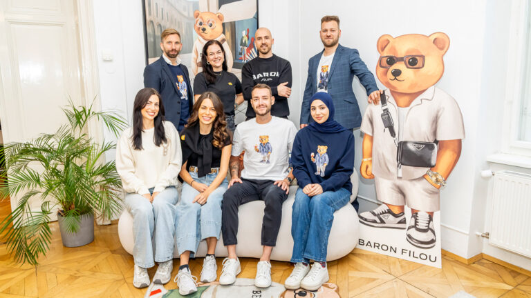 Die Baron Filou GmbH aus Graz ist eine Lifestyle- und Modemarke mit internationalen Kollektionen und ikonischem Bären-Design.