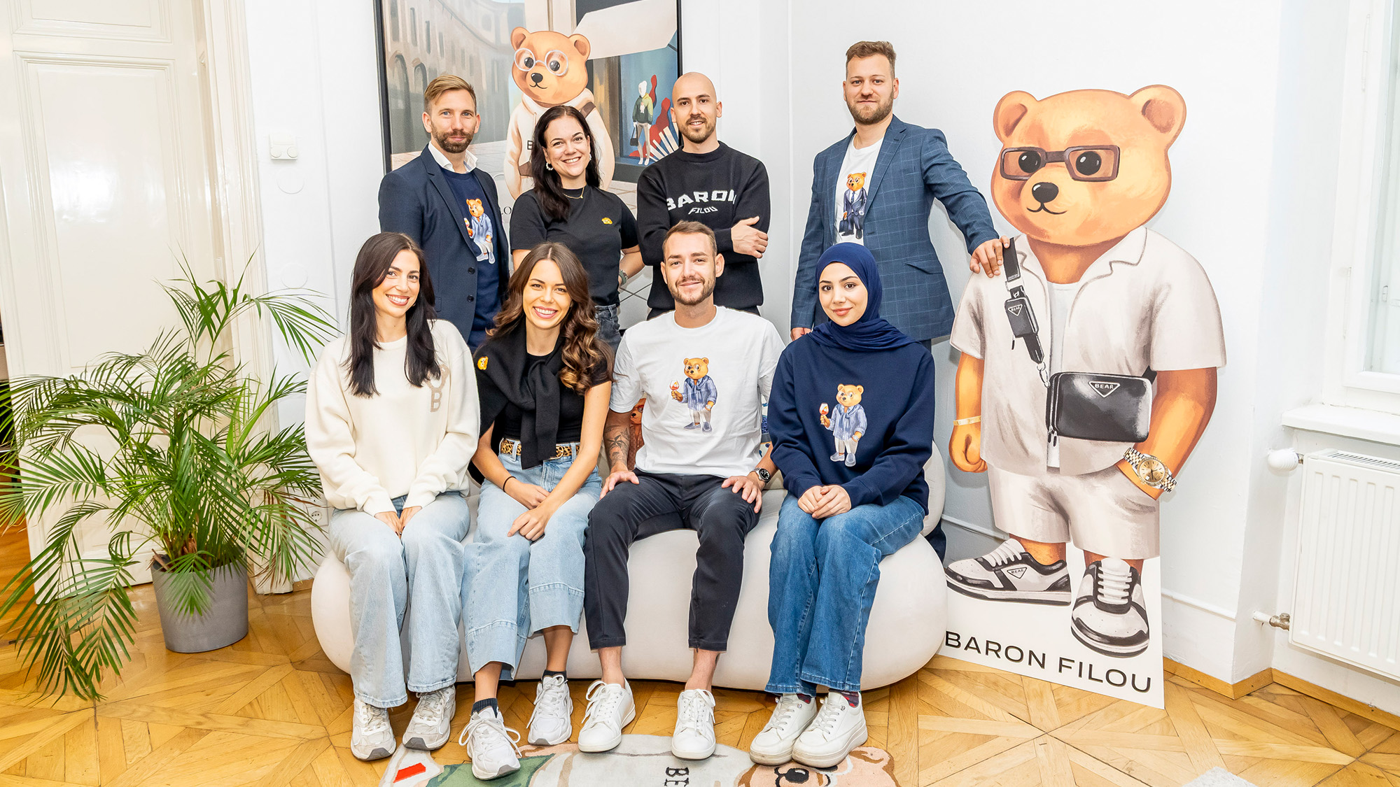 Die Baron Filou GmbH aus Graz ist eine Lifestyle- und Modemarke mit internationalen Kollektionen und ikonischem Bären-Design.