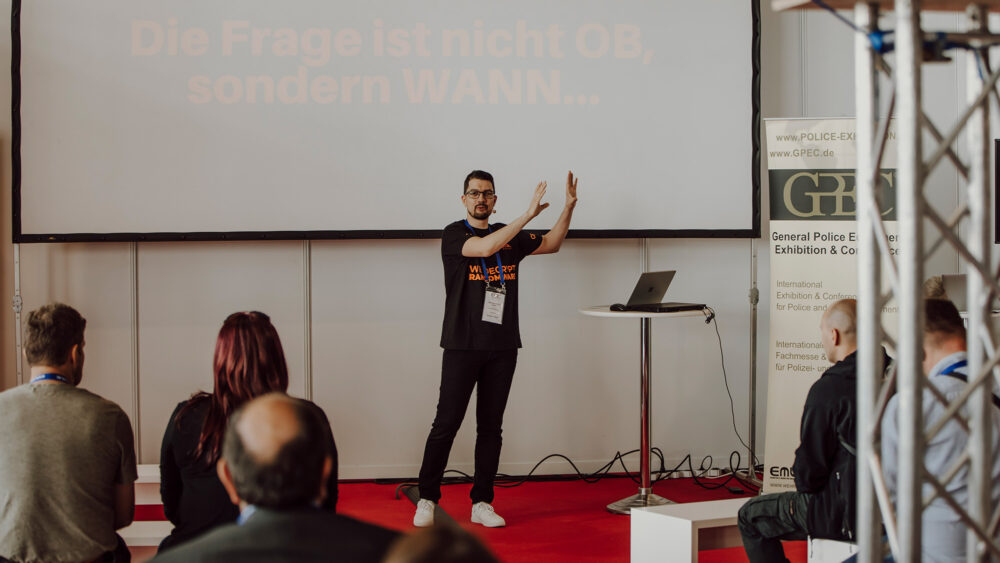 Digital Recovery PHD GmbH sichert Unternehmen mit cyber-resilientem Backup und Ransomware-Datenrettung.