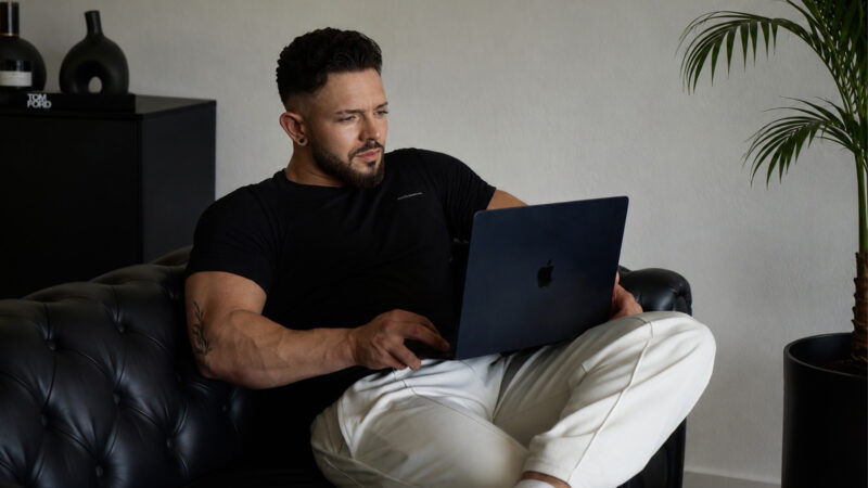 EcomUniverse GmbH aus Hohenzell ermöglicht professionelle Amazon-FBA-Ausbildung für angehende E-Commerce-Unternehmer.