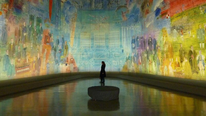 Begehbare, leuchtende Skulptur im Wasser symbolisiert das neue Kunstwerk bei teamLab Planets – Foto: Hermann / Pixabay